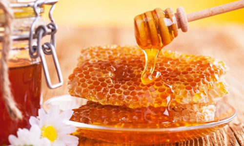 Як перевірити якість меду в домашніх умовах